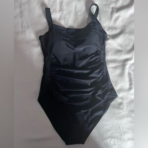 140: Chic Black One-Piece Swimsuit
